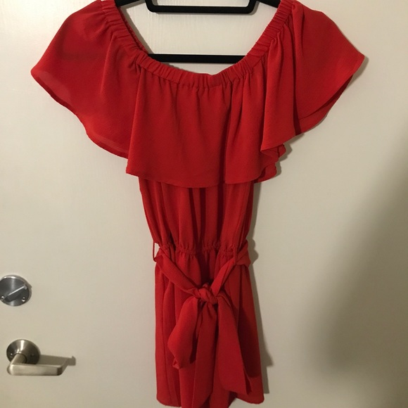 F21 Romper - Picture 1 of 3